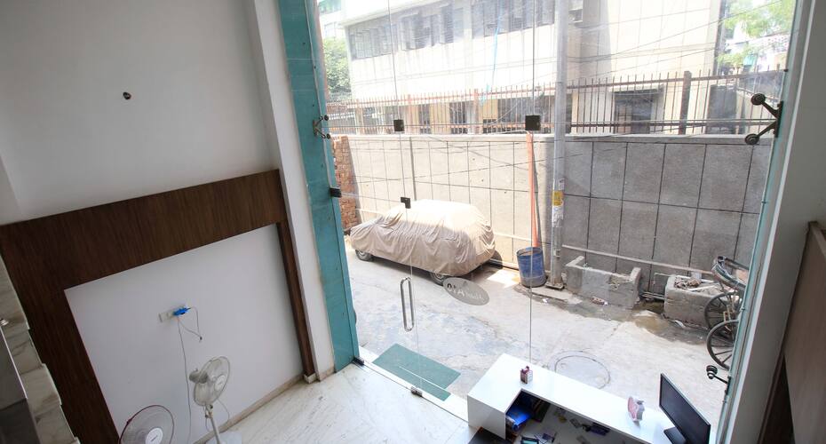 Hotel A-10 International, New Delhi 5
